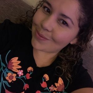 Meet your Posher, Carme